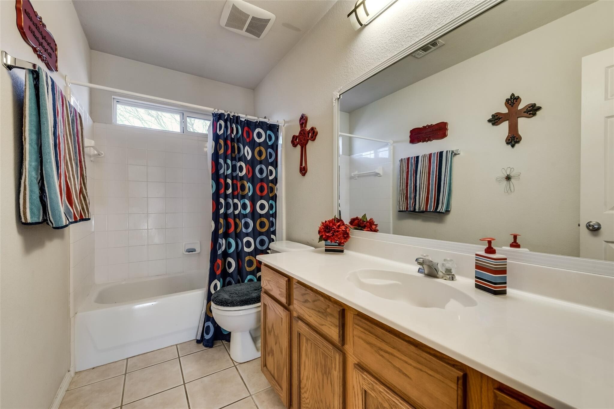 Building Photo - 2431 Fieldcrest Dr