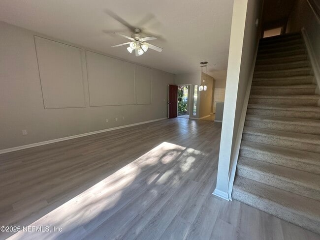 Building Photo - 105 Leese Dr