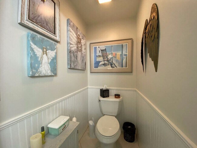 Building Photo - 1455 Tiffany Ln