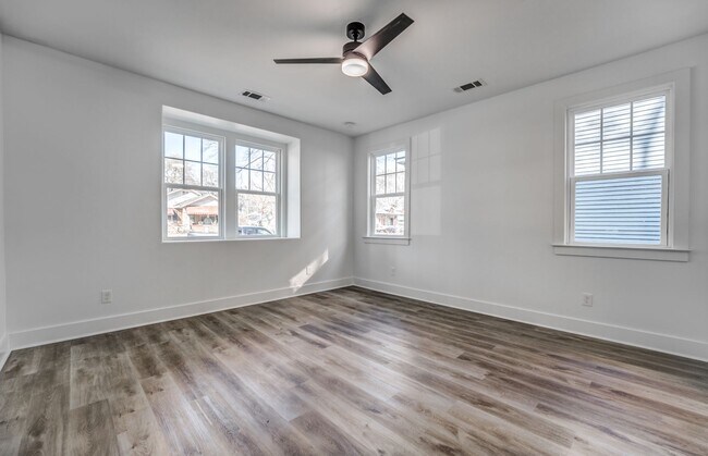 Building Photo - 1737 Euclid Ave