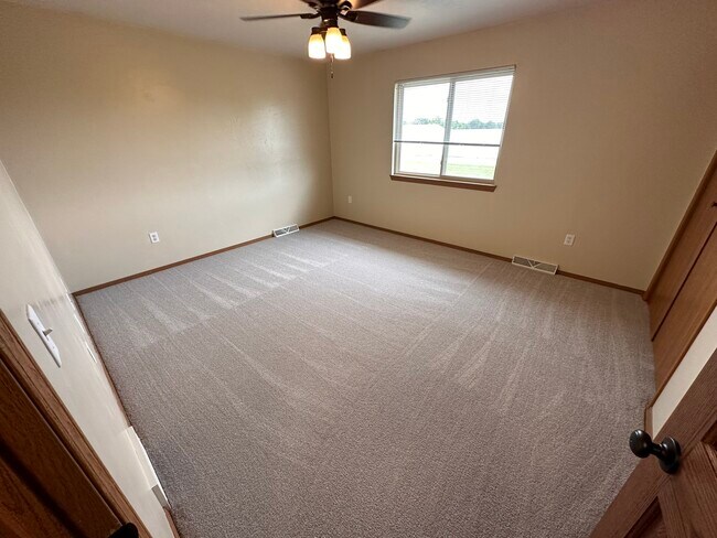 Master bedroom - N176 State Park Rd