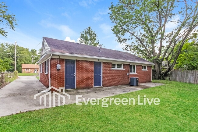 Building Photo - 8661 Neptune Dr