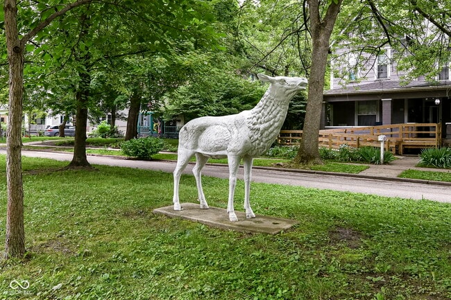 Building Photo - 590 Woodruff Pl W Dr