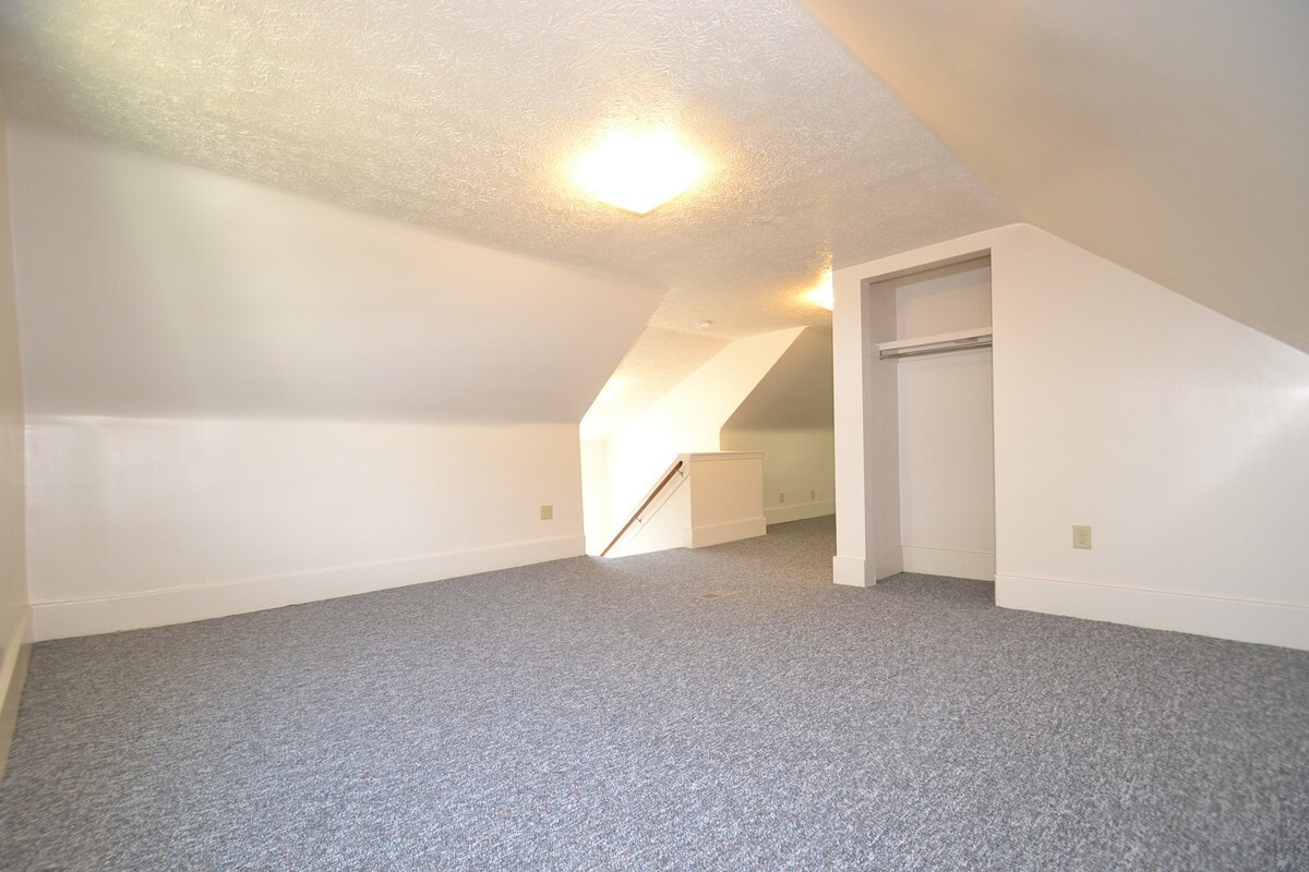 Building Photo - 547 Carroll St