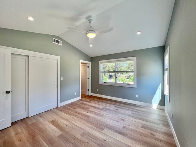 Building Photo - Beautiful Newer Two Bedroom Napa Home
