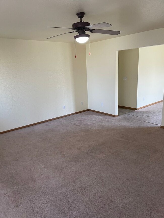 Building Photo - 16878 Hurricane Ln