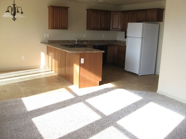 Building Photo - Corner Lot Duplex in Family Friendly Neigh...
