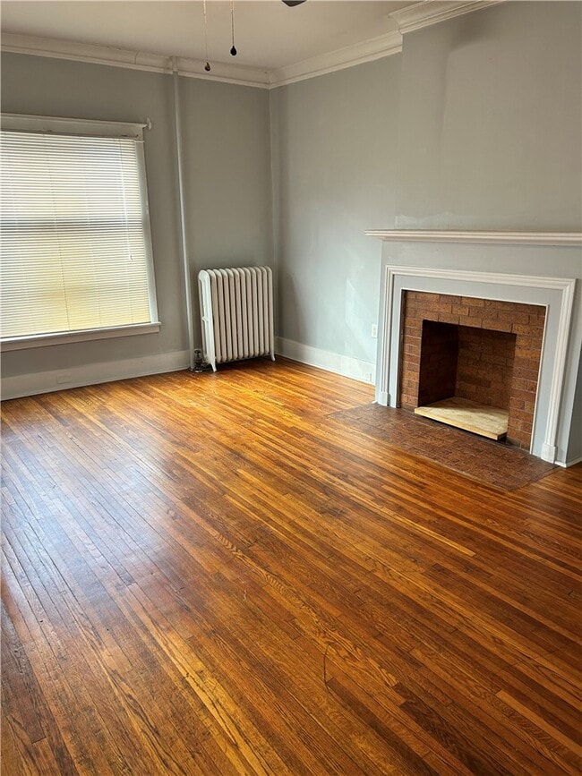 Building Photo - 426 W Clinton St