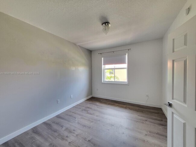 Building Photo - 11438 NW 62nd Terrace