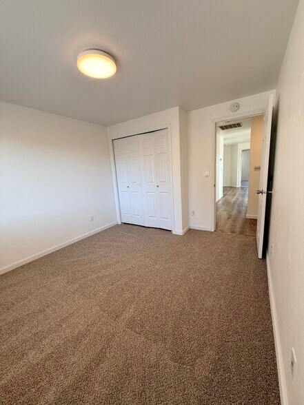 Building Photo - 1545 Fircrest Ct SE