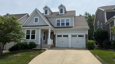 Building Photo - Craftsman-Style Home in Embrey Mill