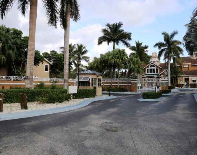 Building Photo - 15640 SW 106th Ln
