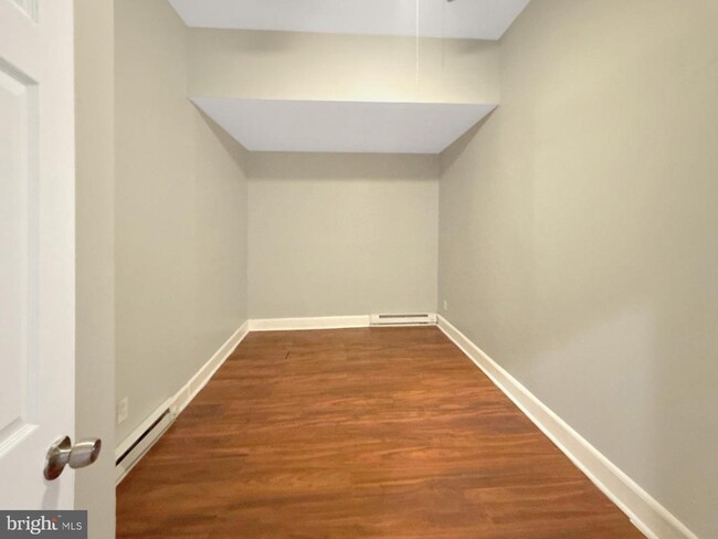 Building Photo - 1812 McCulloh St