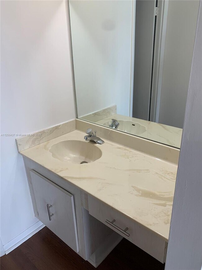 Building Photo - 600 Three Islands Boulevard