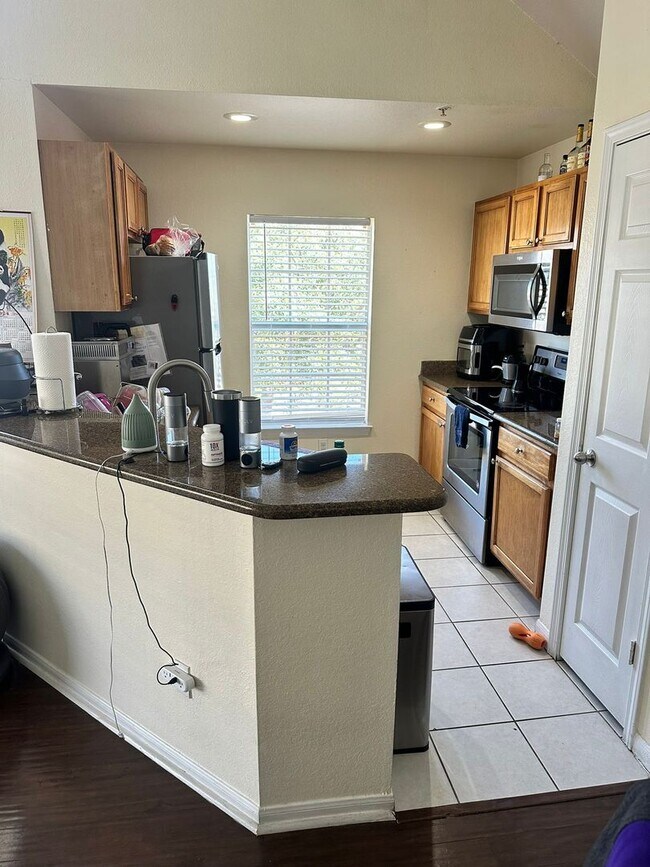 Building Photo - Central Park @ Lee Vista- Unit 2503
