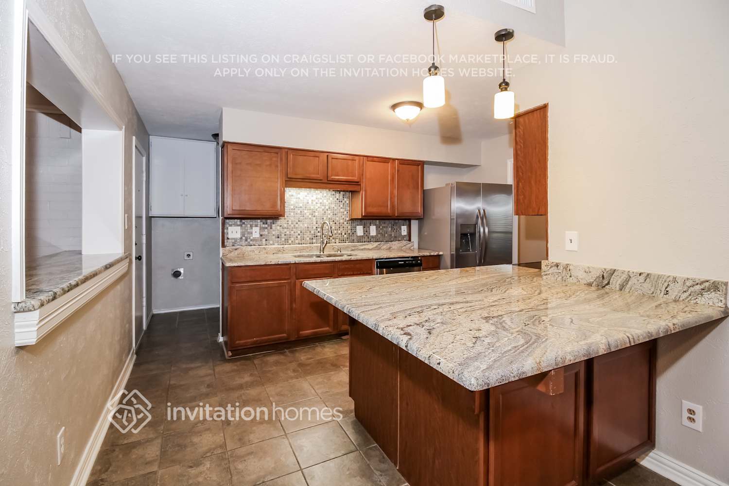 Building Photo - 1301 Clearview Dr