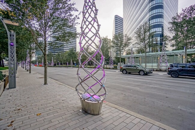 Building Photo - 1901 Post Oak Blvd