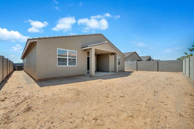 Building Photo - 3104 Bee Trl