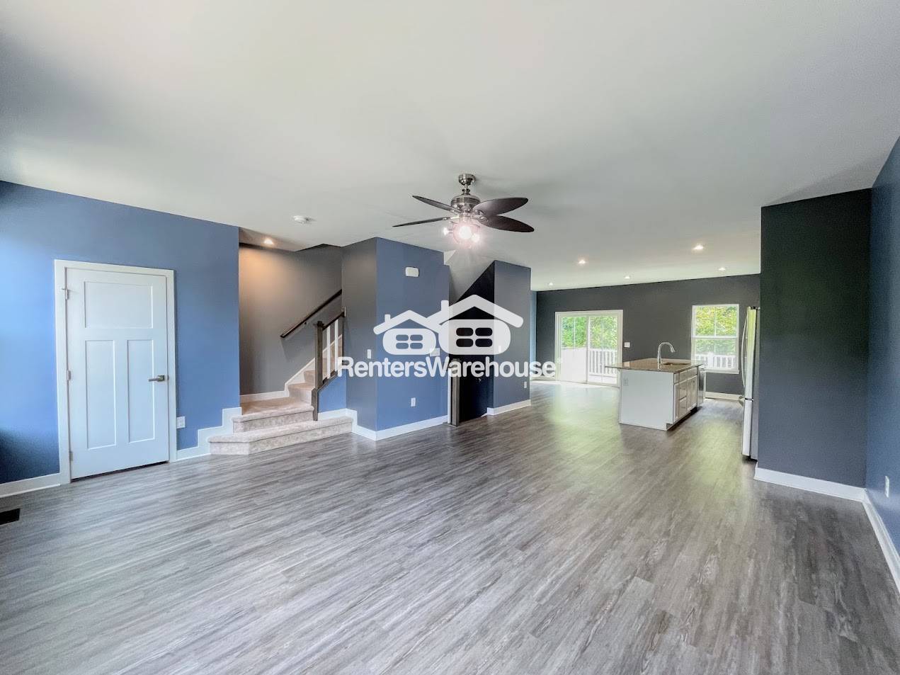 Building Photo - 943 Centurion Cir