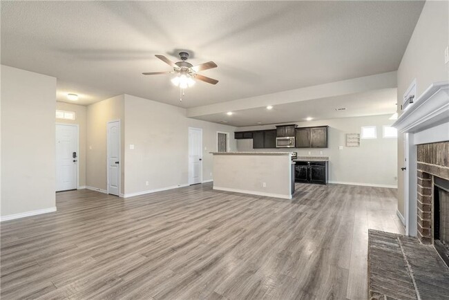 Building Photo - "Spacious 4-Bedroom Haven in Killeen with ...