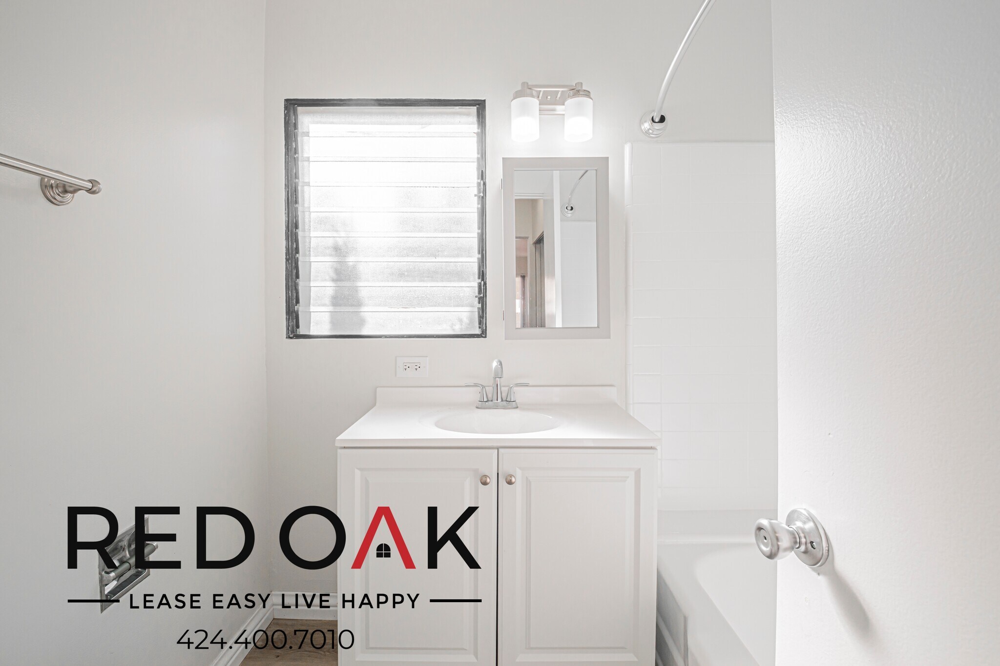 Building Photo - 1327 Laurel Ave