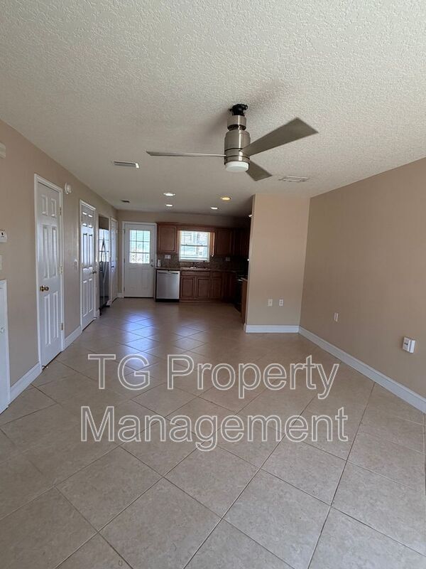 Building Photo - 342 Tarpon Ave