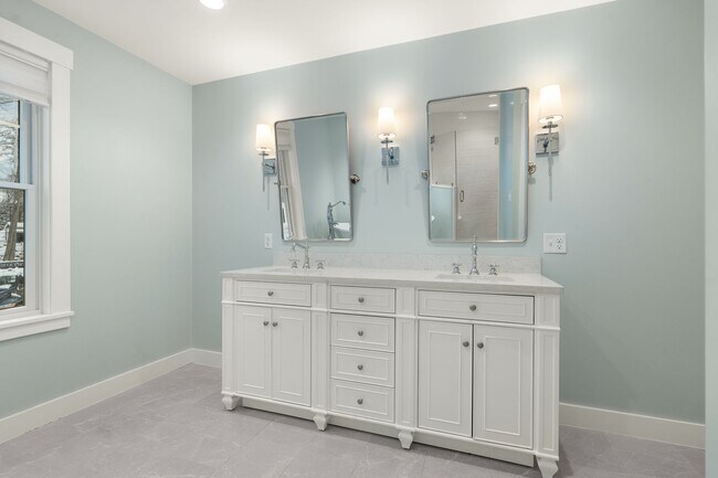 Building Photo - Keystone