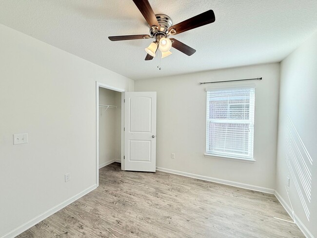 Building Photo - 3-Bedroom Home – Wynfield Subdivision