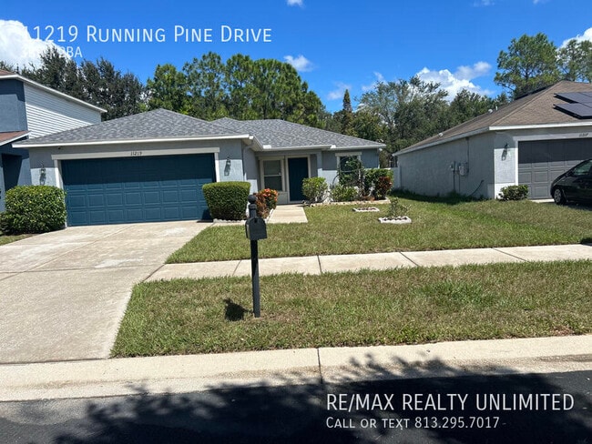 Building Photo - 11219 Running Pine Dr