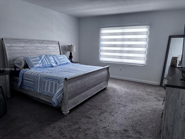 Building Photo - 13201 SW 269th Ter