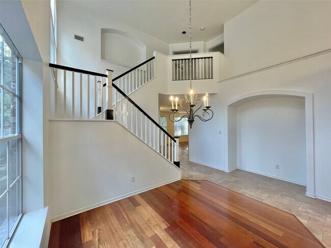 Building Photo - 11 Dalea Pl