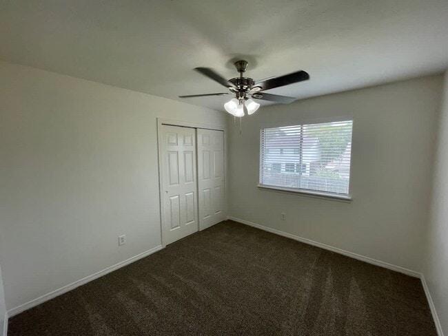 Building Photo - 6427 Founding Dr