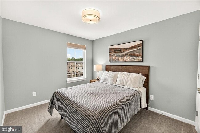 Building Photo - 22739 Tate St