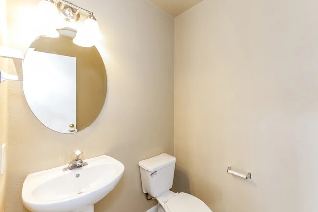 Building Photo - 1284 Dove Tree Ct