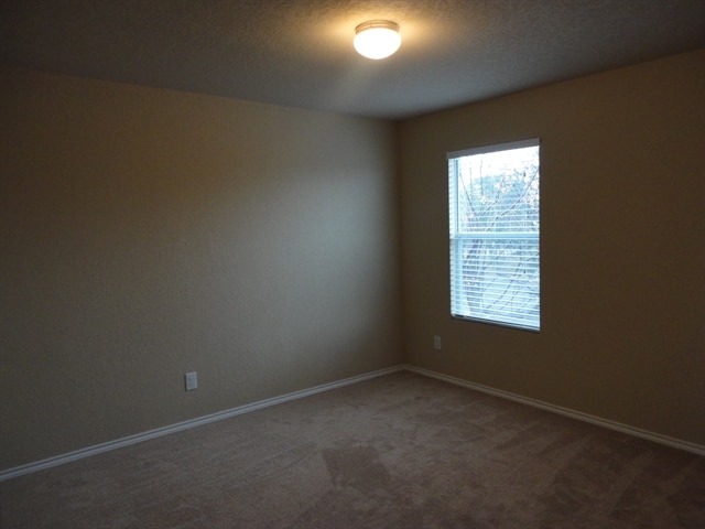 Building Photo - 9811 Rainbow Crk