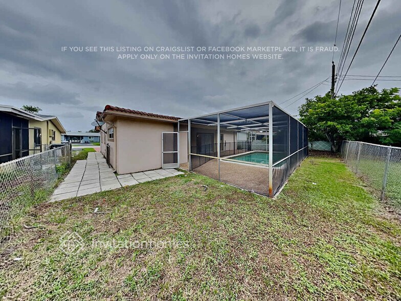 Building Photo - 6724 Pansy Dr