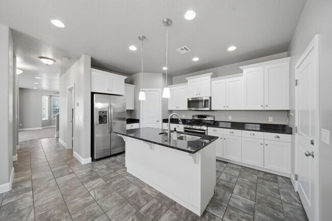 Building Photo - 3629 S Atlanta Ln
