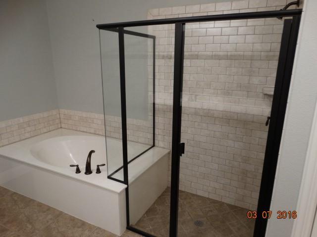 Building Photo - 924 Eagle Creek Trail