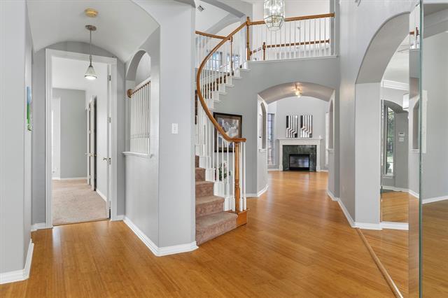 Building Photo - 5701 Chippewa Trail