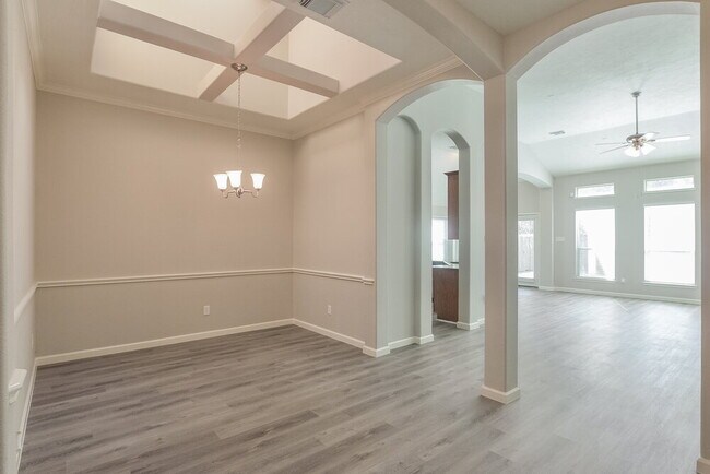 Building Photo - 13406 Lake Passage Ln