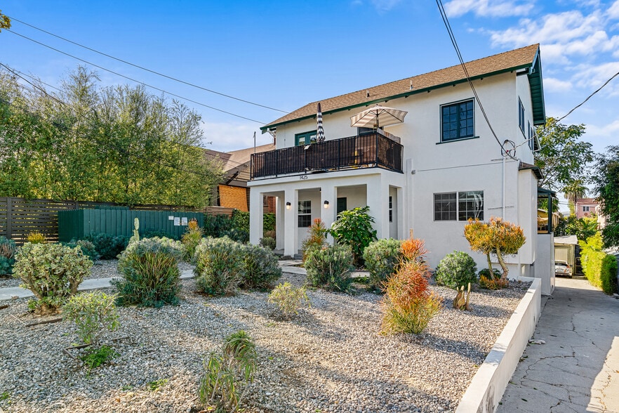 Building Photo - 1429 Edgecliffe Dr