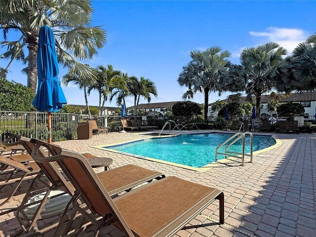 Building Photo - 16620 SW 42nd Terrace