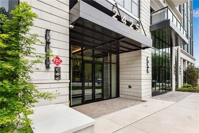 Building Photo - 2425 Peachtree Rd