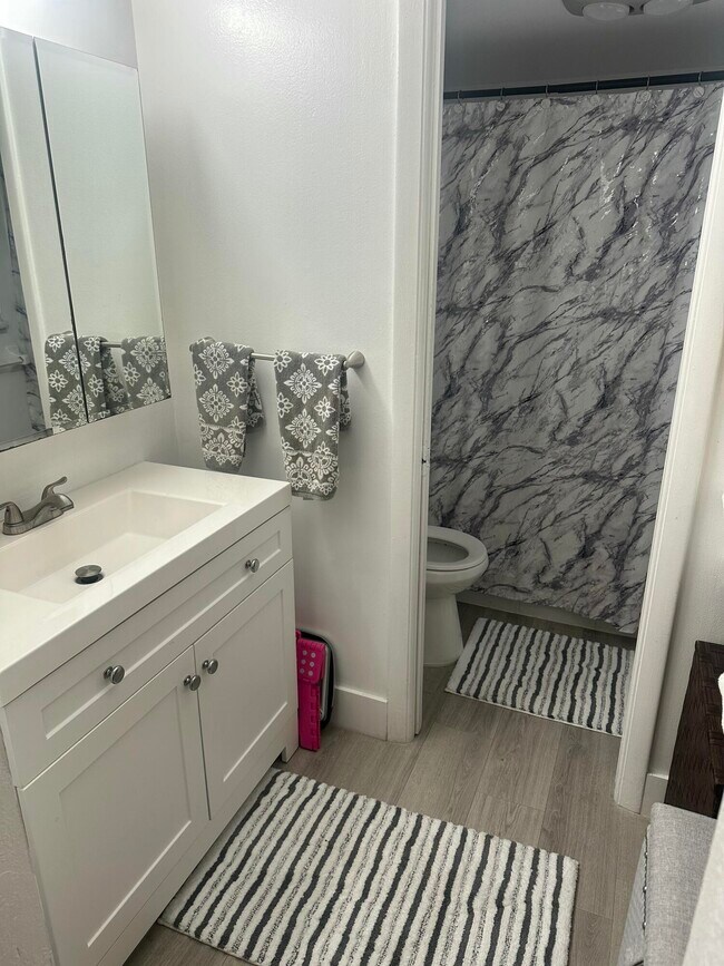 Building Photo - 3550 NW 104th Ave