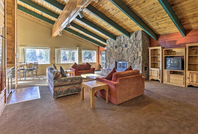 Building Photo - 89410 Ryan Gulch Rd