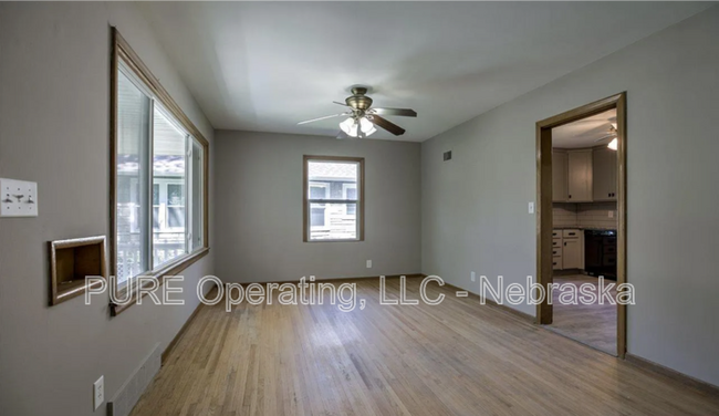 Building Photo - 7764 Maywood St