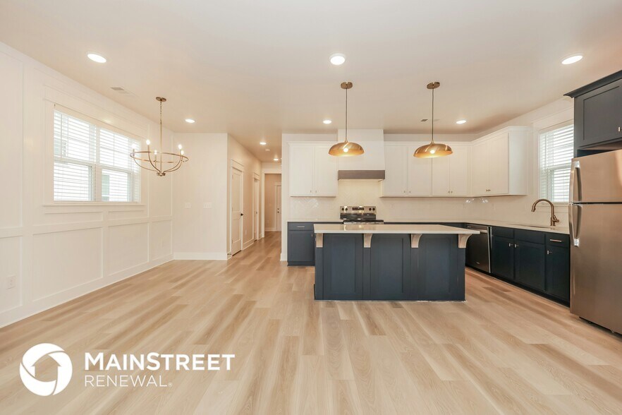 Building Photo - 149 Oasis Dr