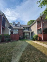Building Photo - 1002 Primrose Ln