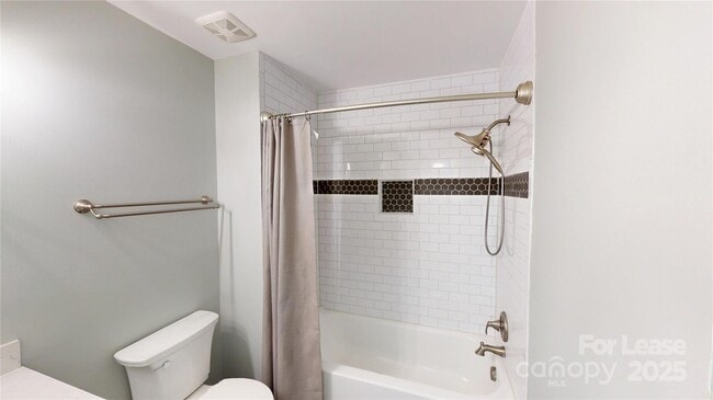 Building Photo - 414 Clarkson Green St