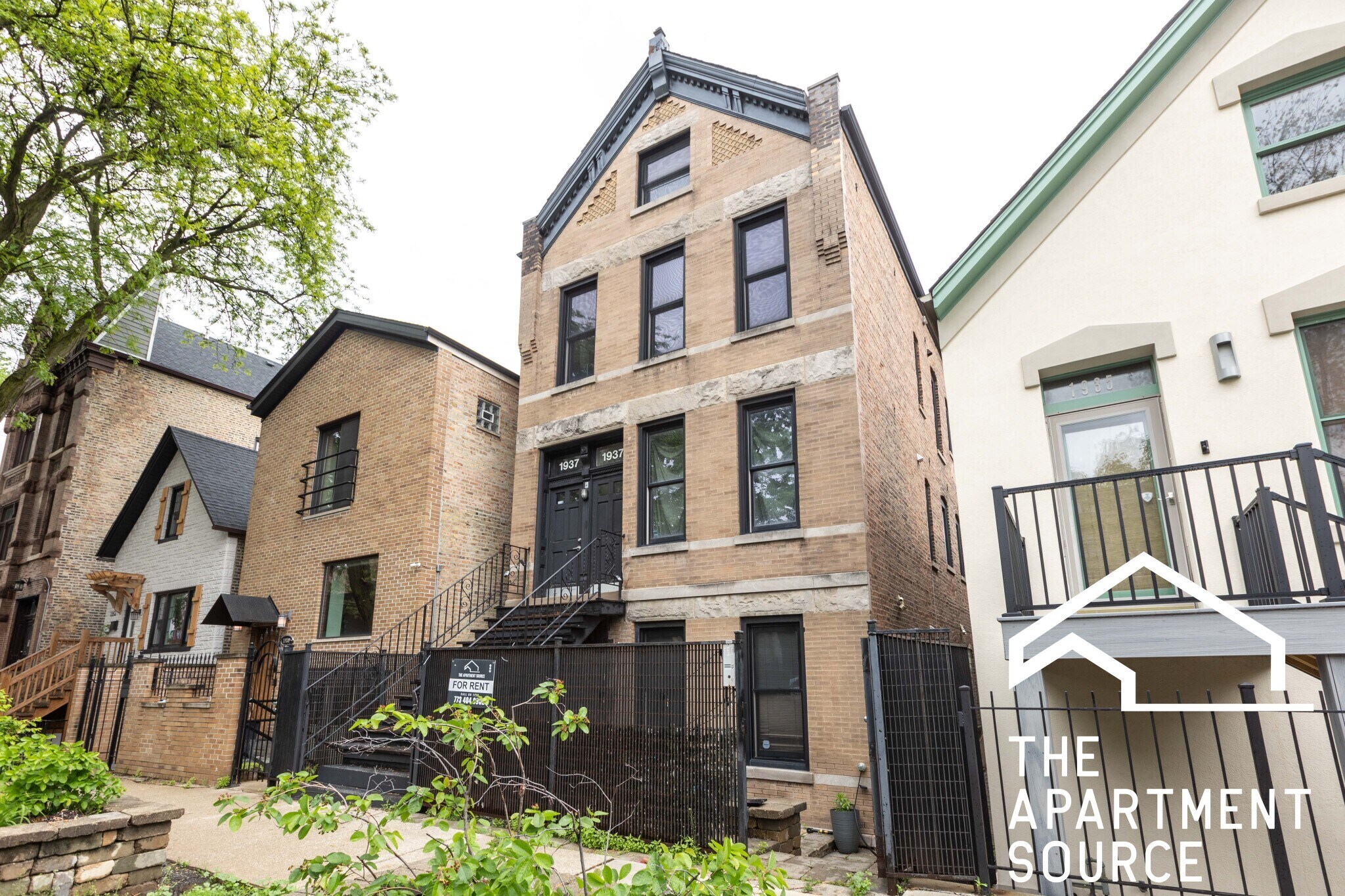 Building Photo - 1939 N Winchester Ave